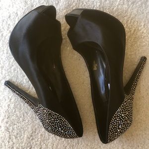 Steve Madden Black Rhinestone Hees